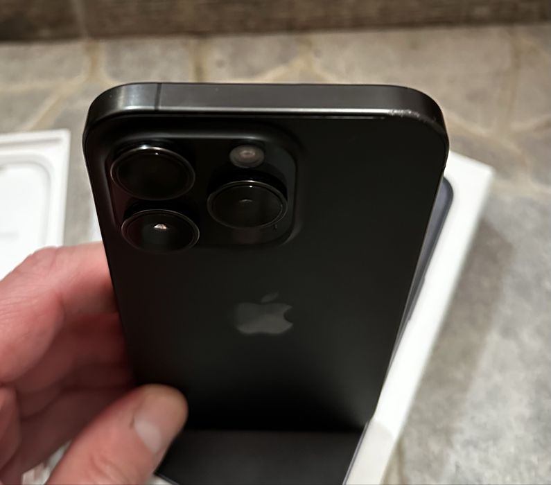 iPhone 15 Pro Bat 100%