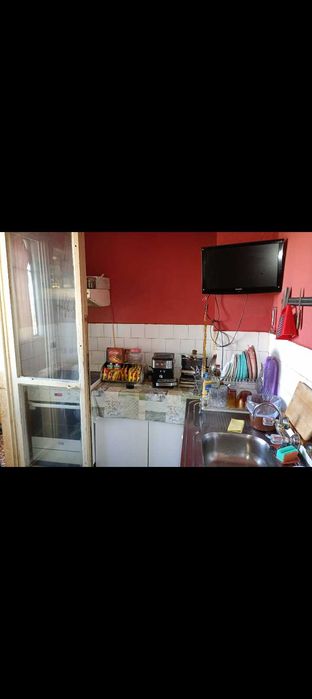 Продавам Гарсониера