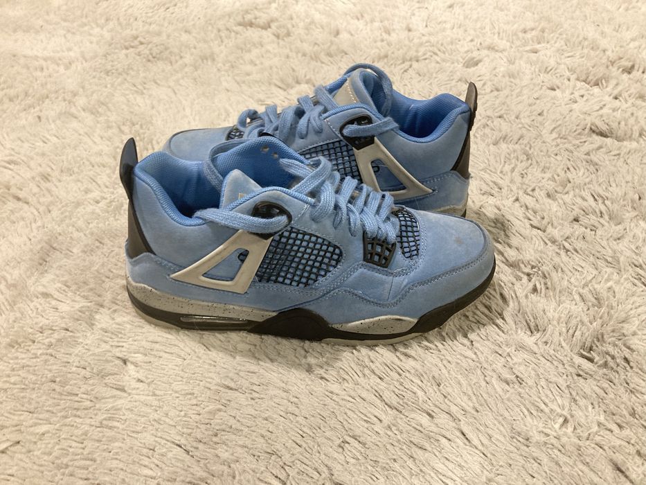Jordan 4 University Blue – перфектно състояние 39-ти размер