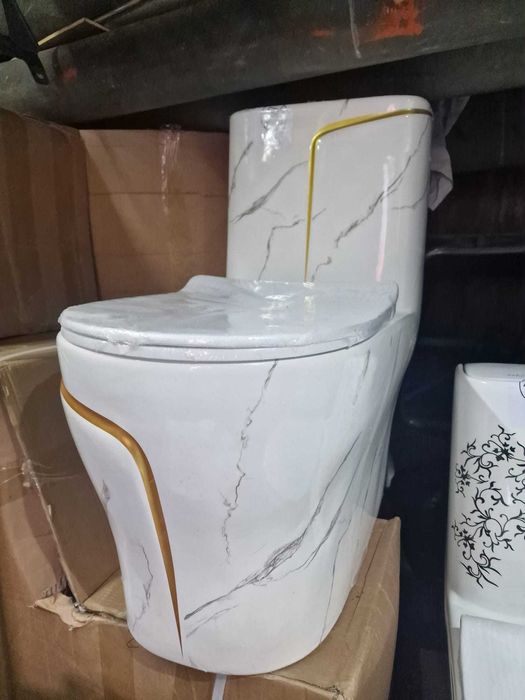Vase WC Noi Modele Deosebite Capac Soft Close  Preț Foarte Bun