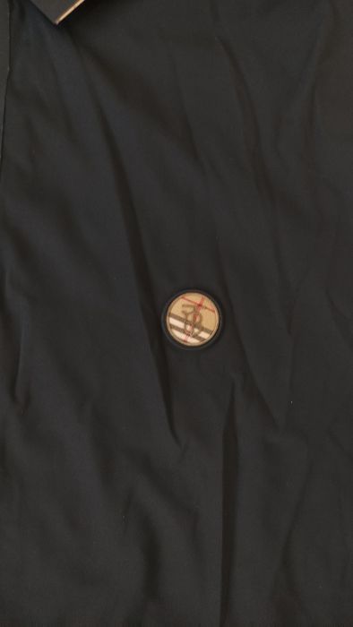 Продам тенниску burberry
