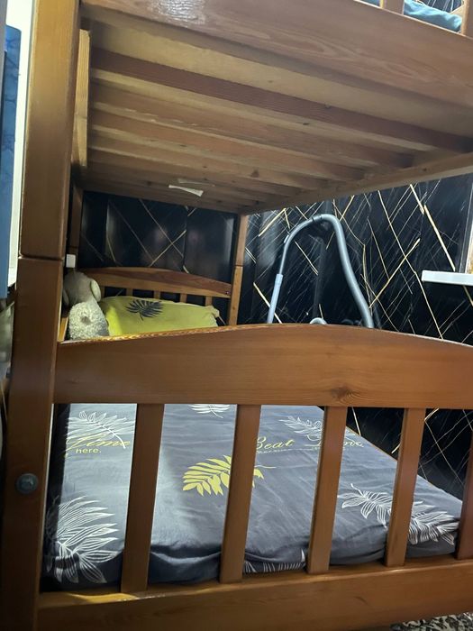 Продаётся двухяростный кроват