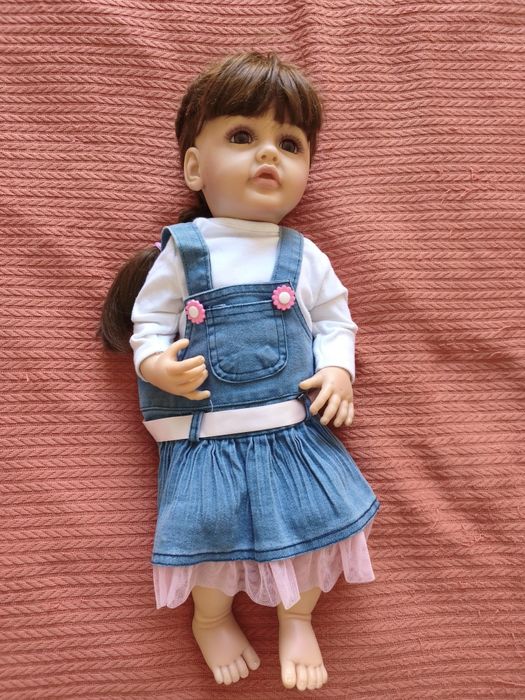Кукла Reborn с длинными волосами