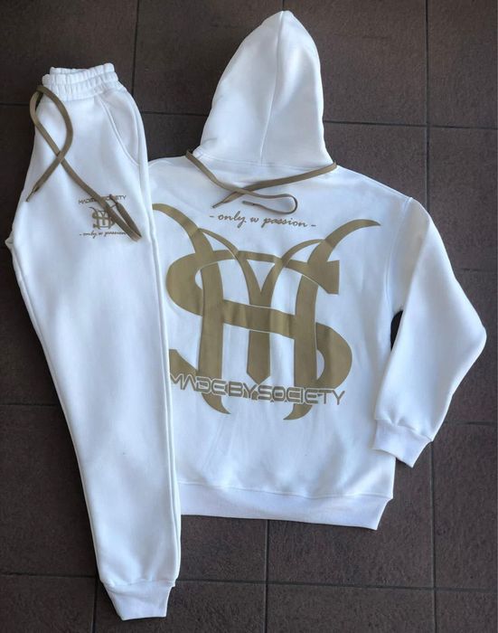 Trening Made By Society