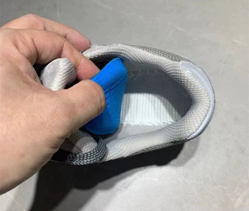 Кроссовки новые NB 41р. 255мм..