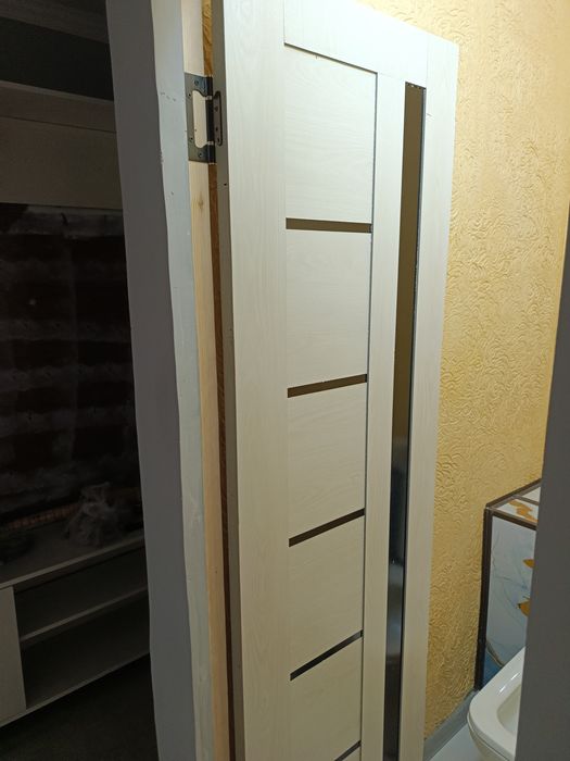 Продам двери без рам