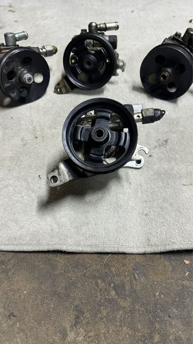 Гур насос Lexus RX 300.330