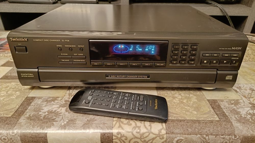 СД проигрыватель Technics SL-PD6