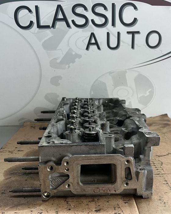 Цилиндрова глава Peugeot/Citroen 1.6ehdi 2012г.