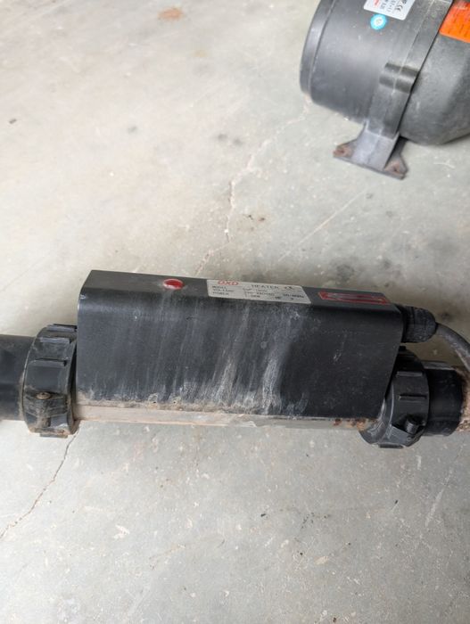 Проточен отоплител за хидромасажна вана