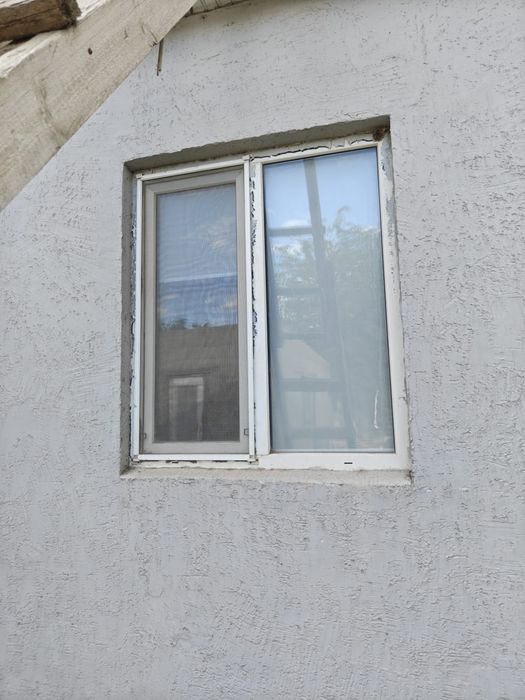 Продам б/у пластиковые окна