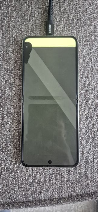 Z Flip5 samaung смартфон