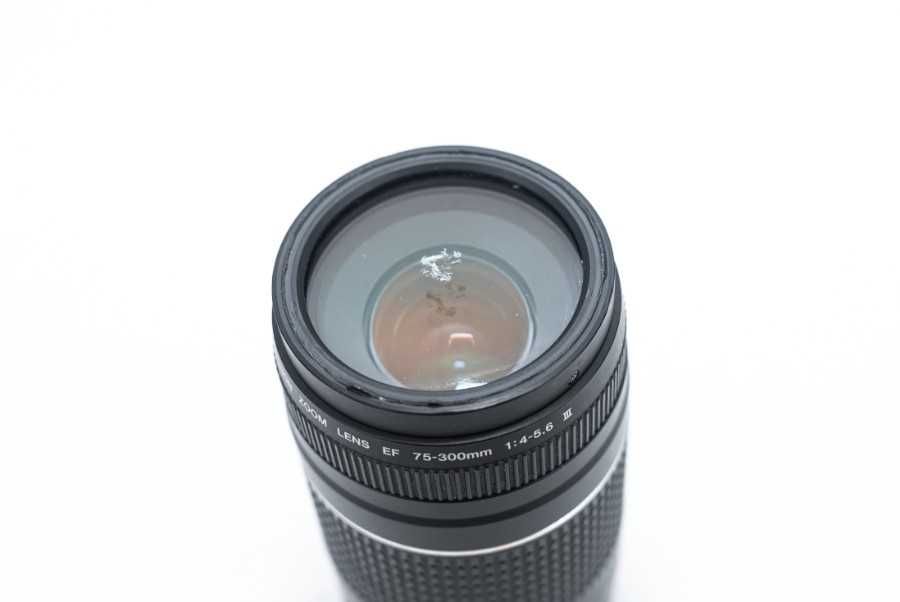 Canon EF 75-300mm III - filetul frontal lipsa - Obiectiv telephoto