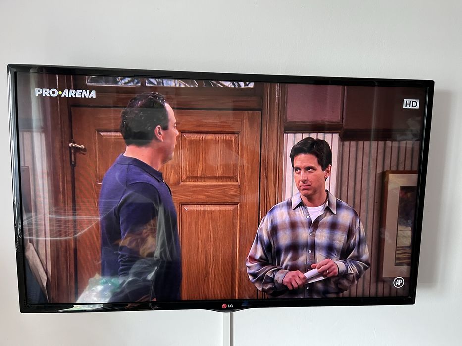 Vand tv LG Smart Led 107 cm Full hd
