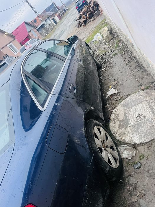 Vând Audi a4 b7 ( CUTIE DEFECTA )