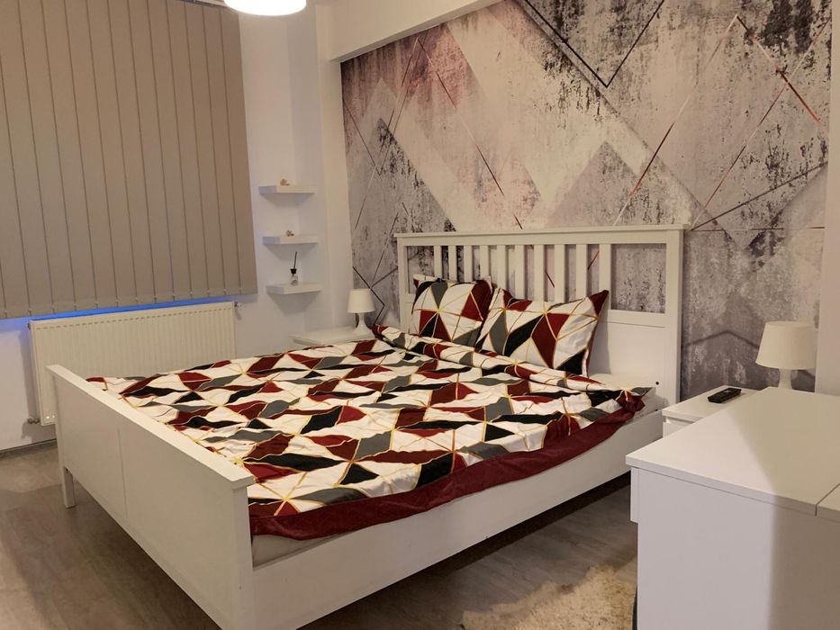 Inchiriez apartament 2 camere, Dream Town Residence,metrou 8 minute