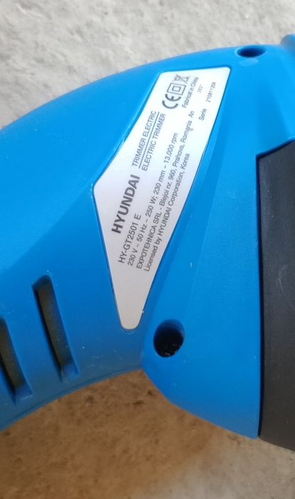 Trimmer  electric  Hyundai