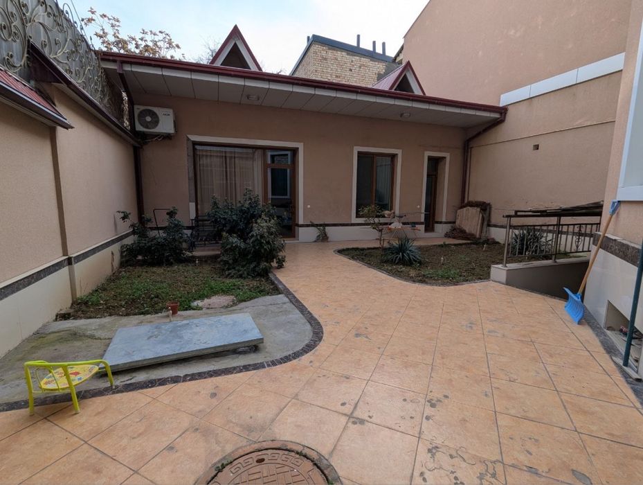 Продается дом, махалля Ракат, 3.3 сотки