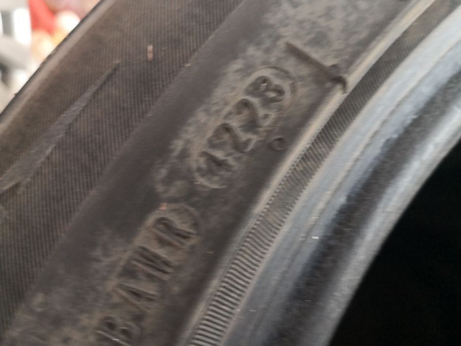 215 55 17 цола гуми като нови nexen dot 23 брой 4
