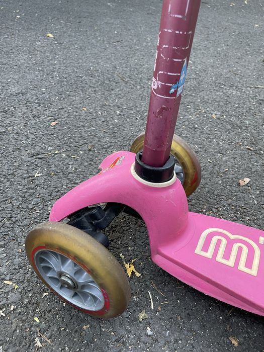 Trotineta Mini Micro, reglabila pe inaltime