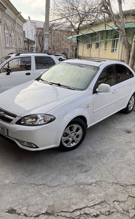 Jentra 2020 srochno sotiladi pul kerak