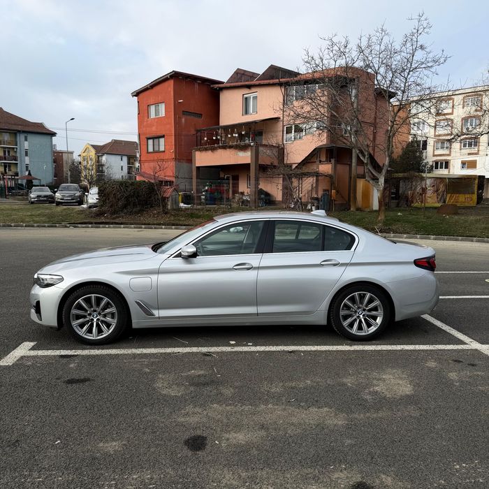 BMW 5 Series 2020 — imagine 2