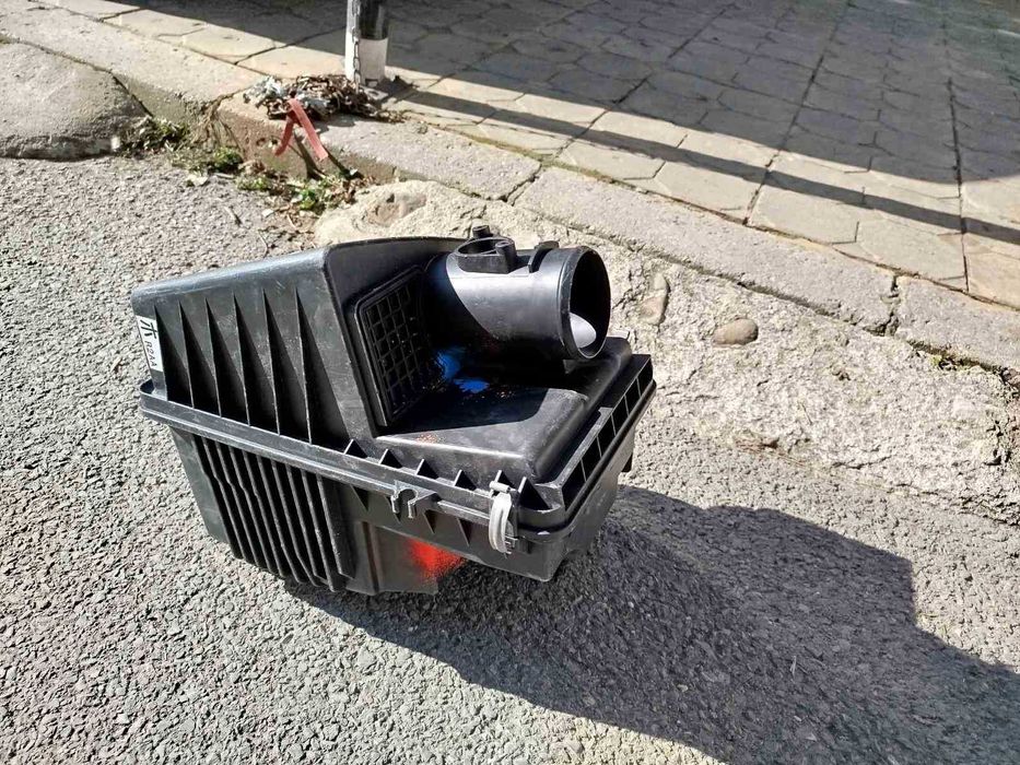 Филтърна кутия Мазда 6