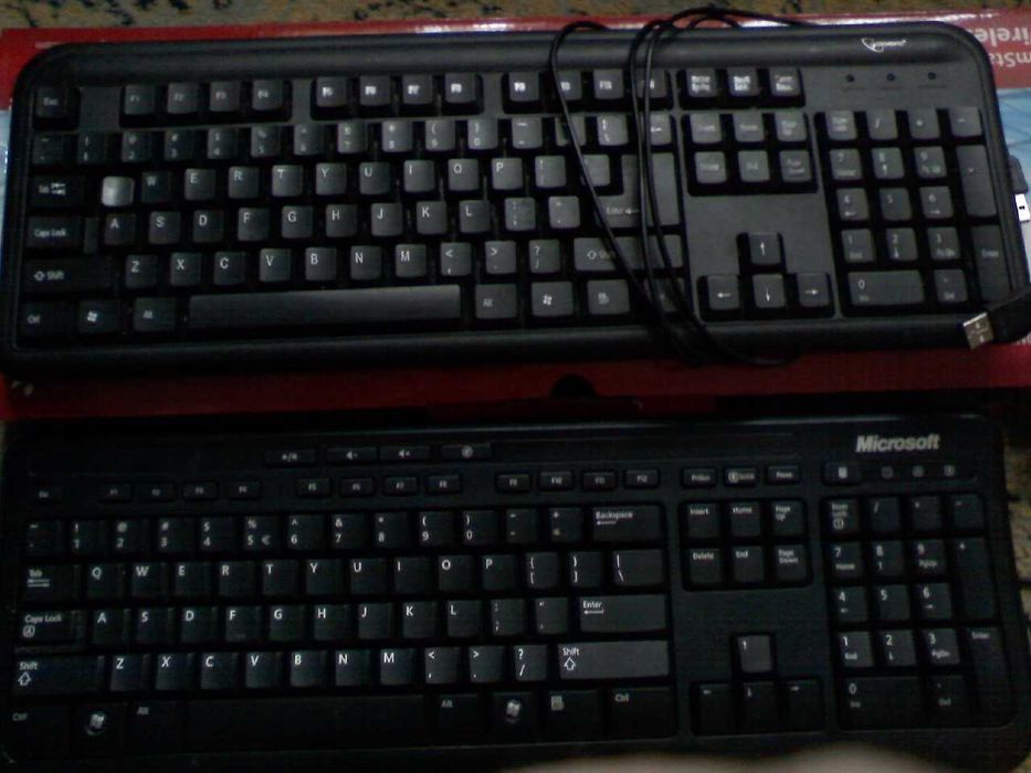 Tastatura multimedia cablu USB Genius Delux Microsoft