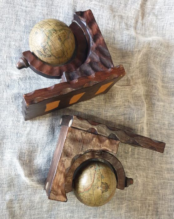 Ефектни стопери за книги