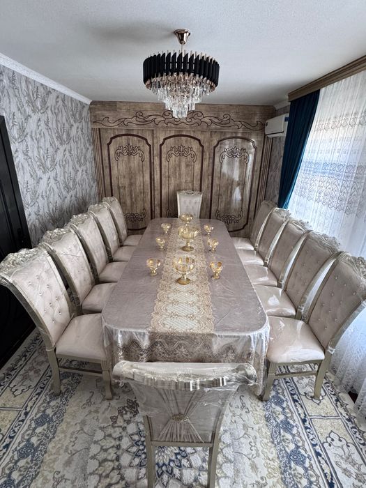 Мебель, столы и стулья