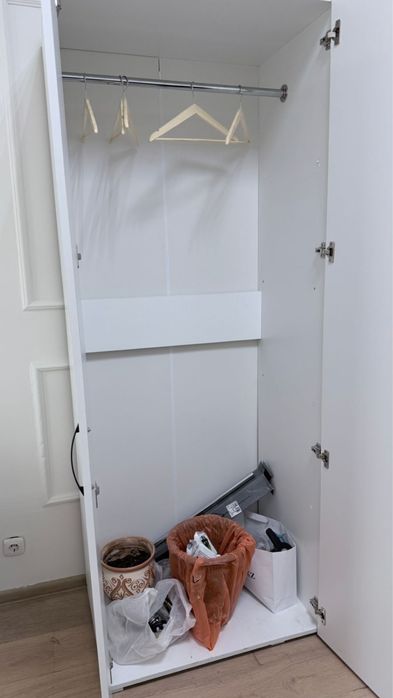 Продаем офисную мебель