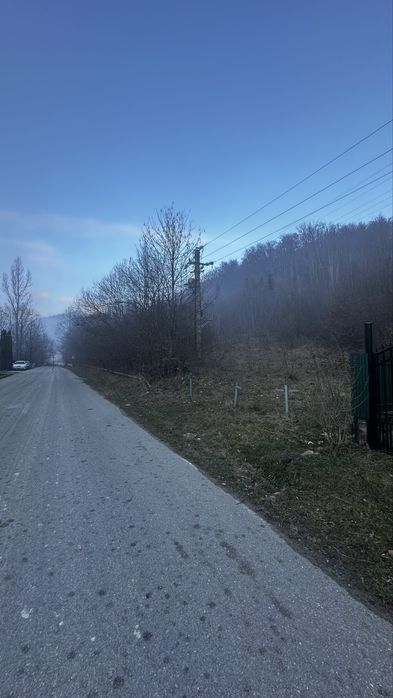 Teren Intravilan Moroeni 1000m