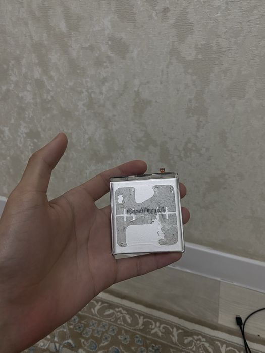 Акумулятор от samsung s21ultra
