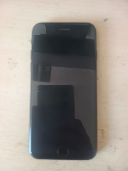 iPhone SE 2 2020