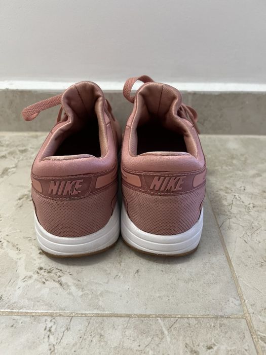 Nike Air Max Zero Woman 38