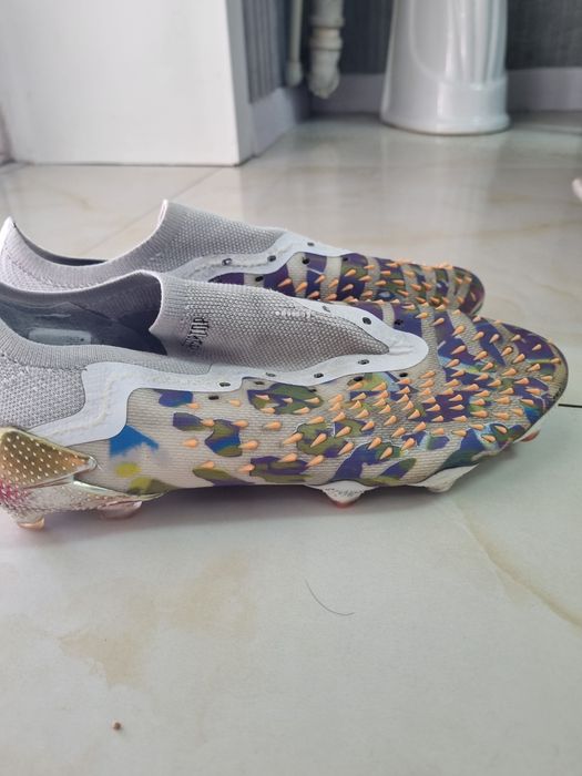 Бутсы адидас предатор