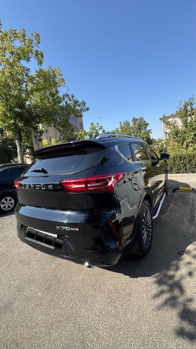 Jetour X70.
