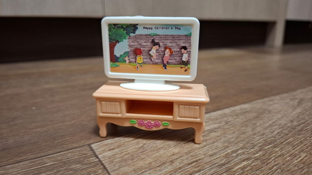 Игрушечная мебель