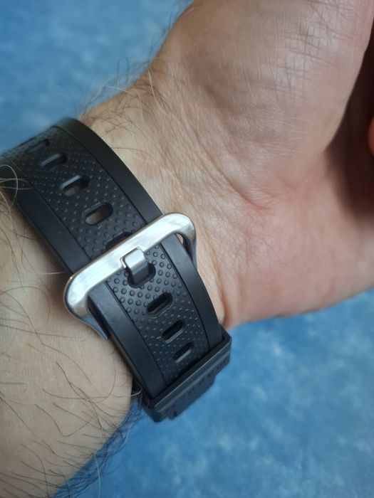 Наручные часы Casio GST- S110