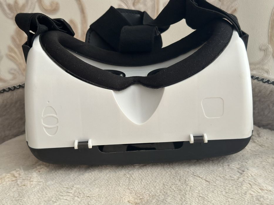 VR-адаптер для игр на телефоне настраимовый.