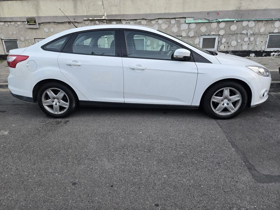 Ford Focus al doilea proprietar consola android incorporata