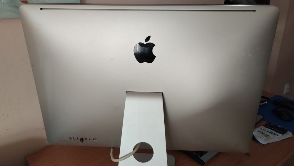 iMac 1312, 27"  Late 2009