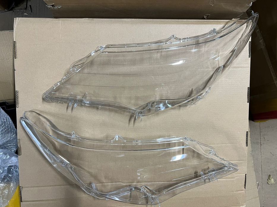 Стекло фар Камри 50 Американец