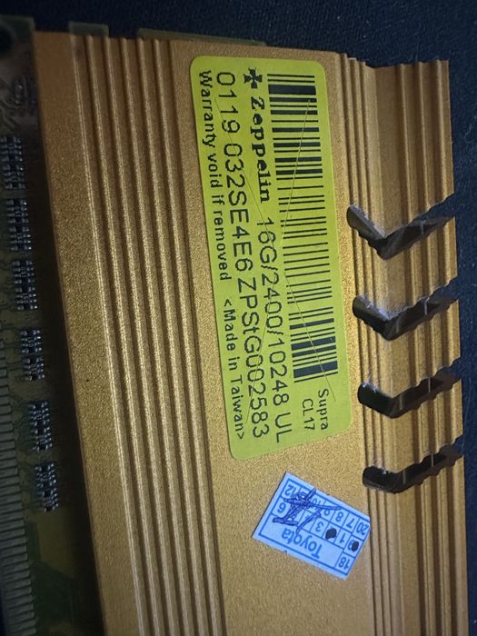 Оперативная память ОЗУ, RAM ddr4 2400 MHz 16gb одной планкой