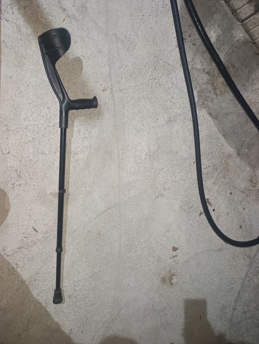 продам костыль в отличном состоянии