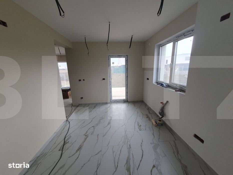 Duplex modern despartit prin bucatarie si camara
