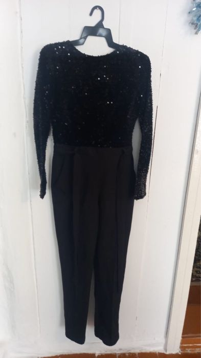 Продаю комбез женский