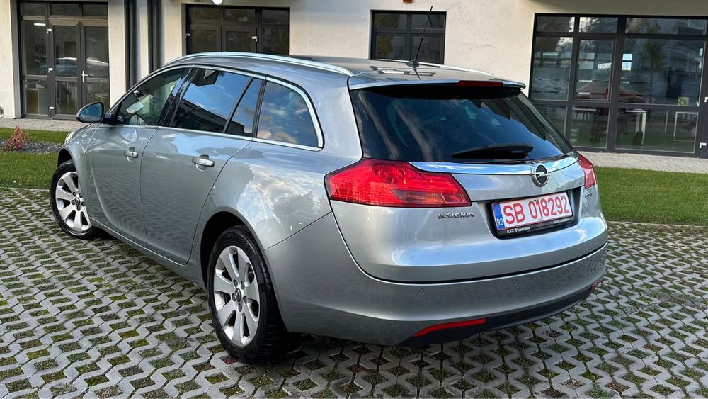 Opel Insignia 2013 E5 Facelift 2.0 D Automat Full Led Impecabila
