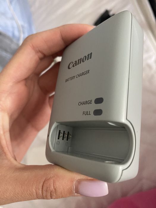 Продам зарядное устройство для фотоаппарата