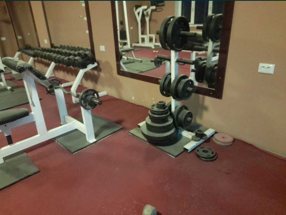 Тринажорлар  сотилади срочна !